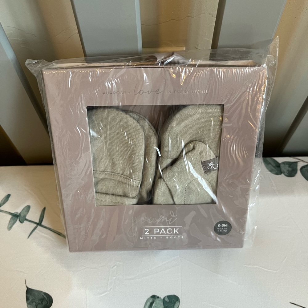 goumi Mitts+Boots Set- Sage/Moss - 0-3 Months